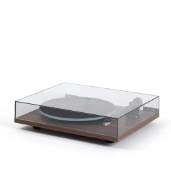 Rega Planar 2  Valn�d med Carbon Pick-up